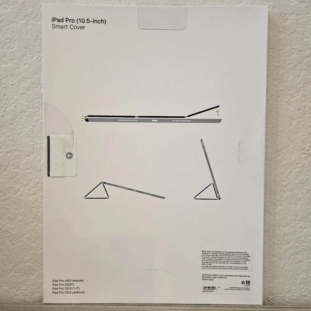 Apple iPad Pro (10.5-inch) Cover Charcoal Gray New in Package 25% off 3 or more!
